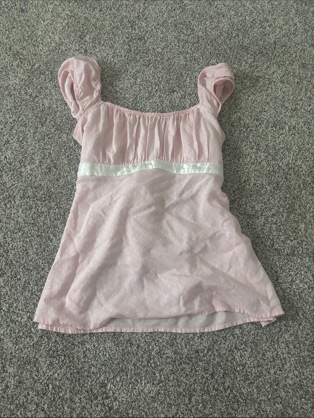Hollister Light Pink Ruffled Square-Neck Tank with Cream Satin Band